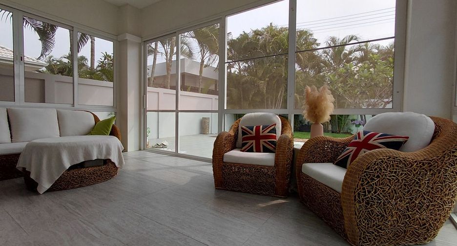 For sale 3 bedrooms villa in Hua Hin, Prachuap Khiri Khan