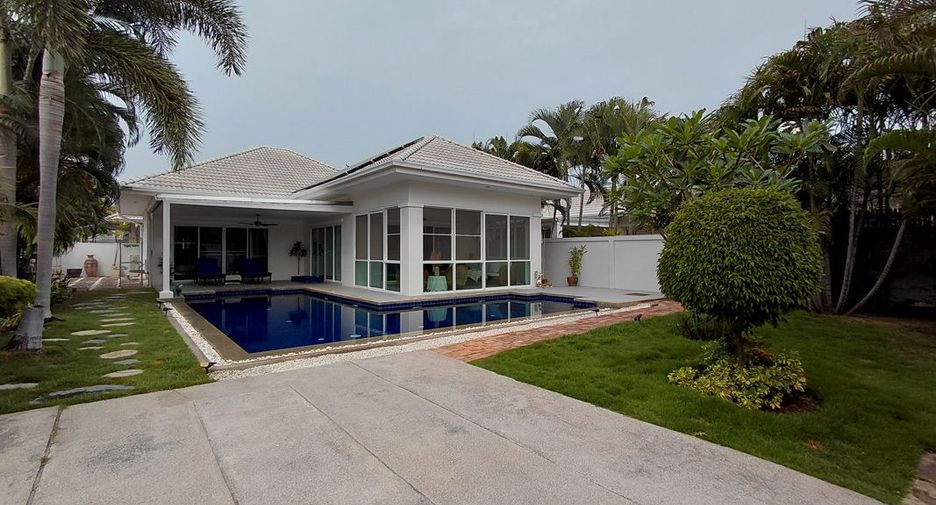 For sale 3 bedrooms villa in Hua Hin, Prachuap Khiri Khan