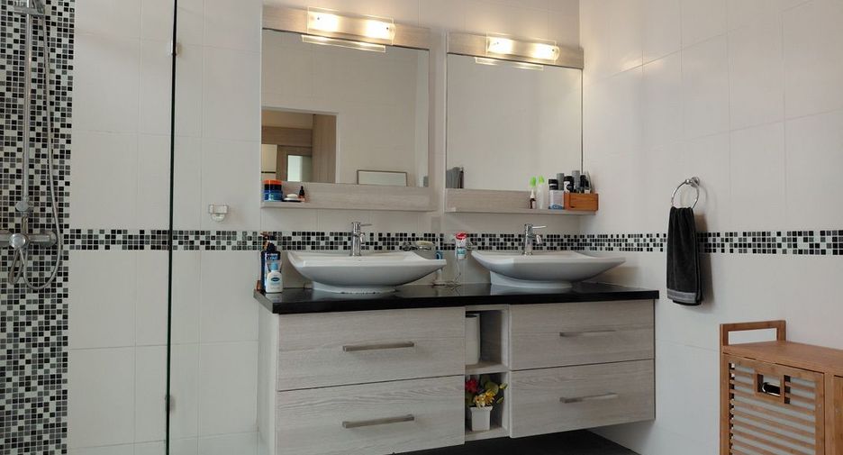 For sale 3 bedrooms villa in Hua Hin, Prachuap Khiri Khan