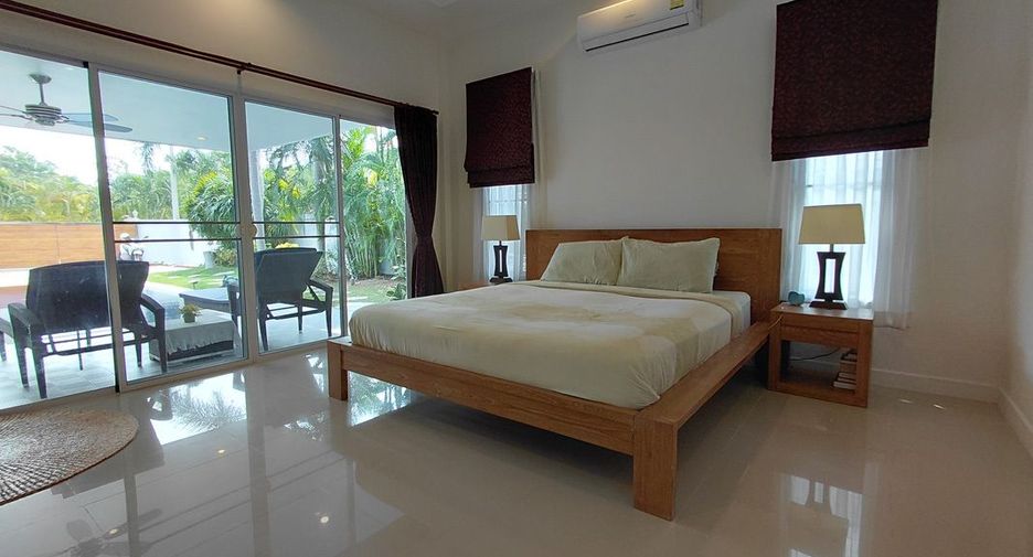 For sale 3 bedrooms villa in Hua Hin, Prachuap Khiri Khan