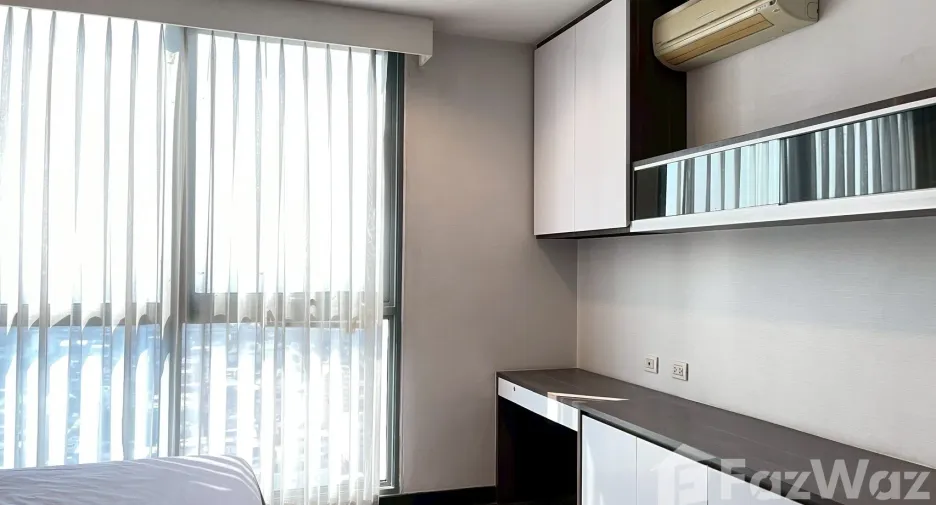 For sale 3 bedrooms condo in Ratchathewi, Bangkok
