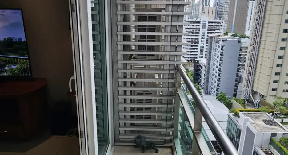 For sale 1 bed condo in Watthana, Bangkok