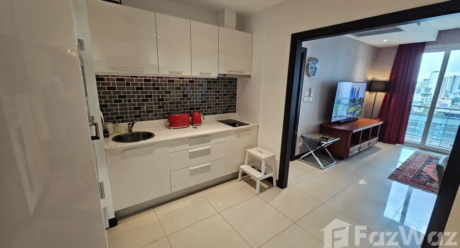 For sale 1 bed condo in Watthana, Bangkok