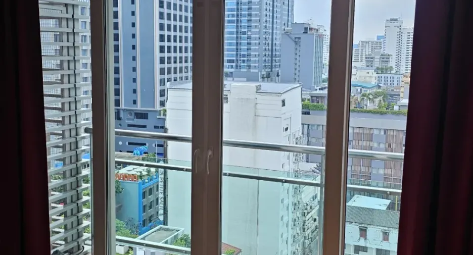 For sale 1 bed condo in Watthana, Bangkok