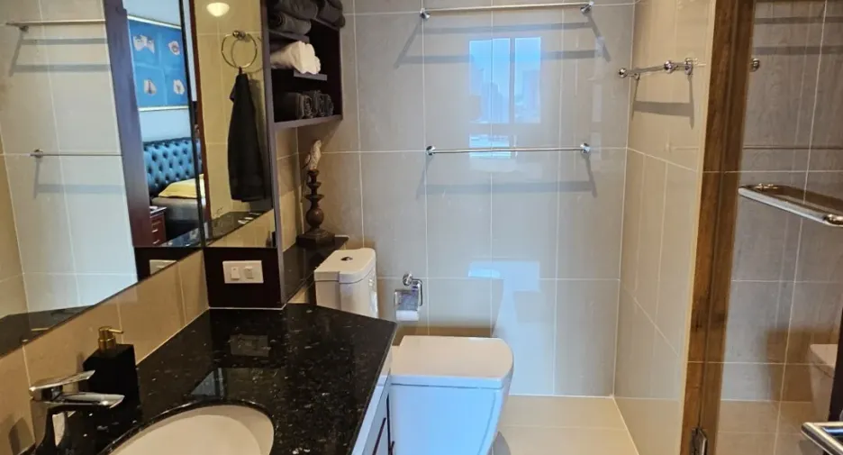 For sale 1 bed condo in Watthana, Bangkok
