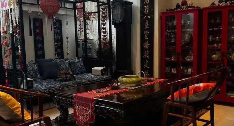 For sale 4 ベッドルーム townhouse in Watthana, Bangkok
