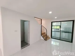 For sale 2 bedrooms townhouse in Min Buri, Bangkok