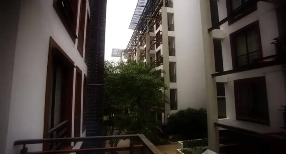 For rent and for sale 2 bedrooms condo in Huai Khwang, Bangkok