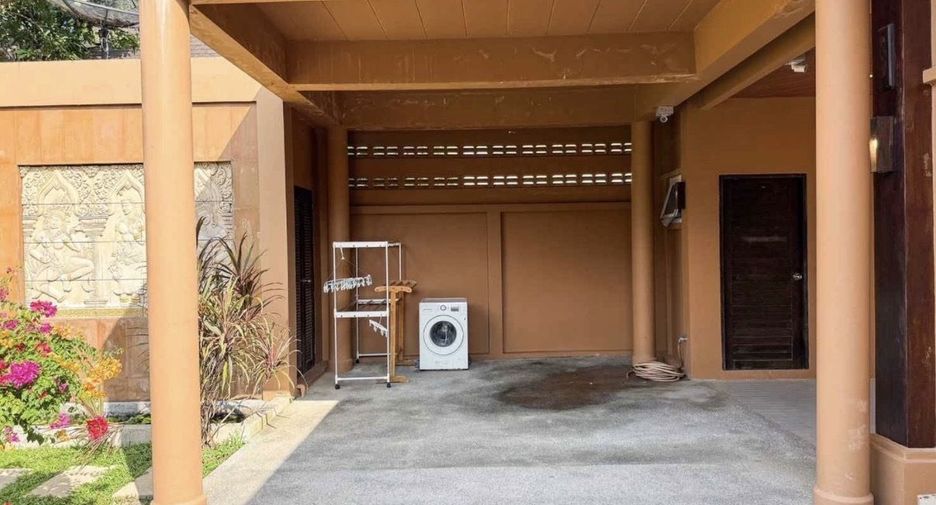 For sale 3 bedrooms villa in Mueang Phuket, Phuket