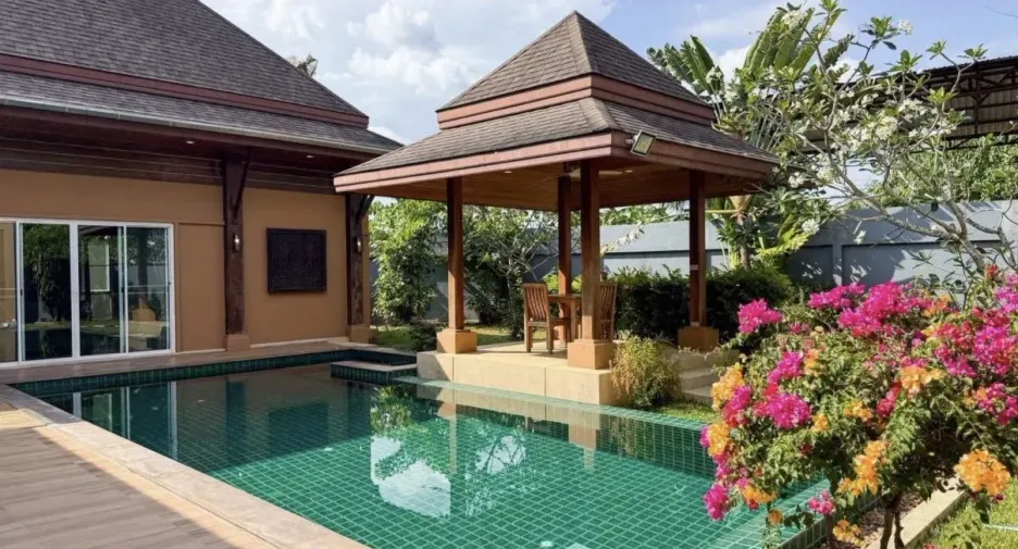 For sale 3 bedrooms villa in Mueang Phuket, Phuket