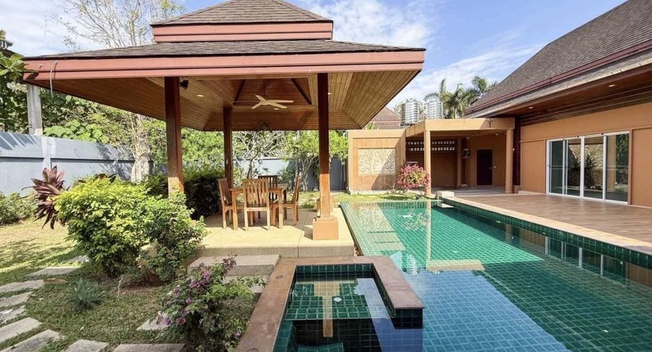 For sale 3 bedrooms villa in Mueang Phuket, Phuket