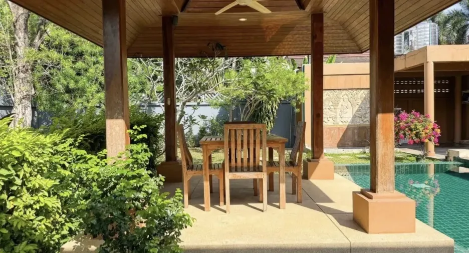 For sale 3 bedrooms villa in Mueang Phuket, Phuket