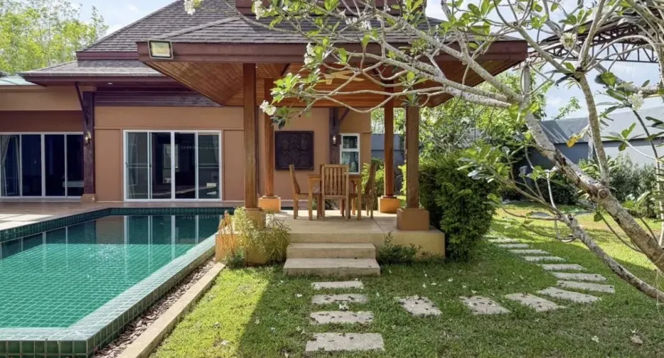 For sale 3 bedrooms villa in Mueang Phuket, Phuket