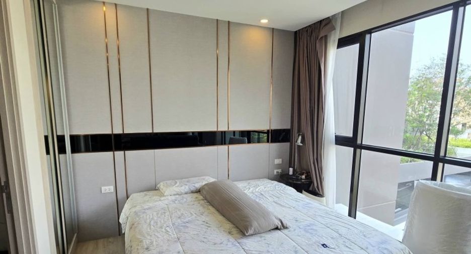 For sale studio condo in Pratumnak, Pattaya