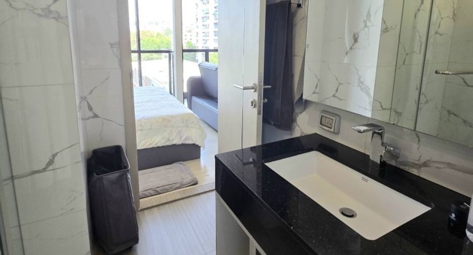 For sale studio condo in Pratumnak, Pattaya