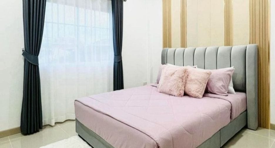 For sale 5 bedrooms house in Bang Lamung, Chonburi