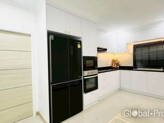 ขาย 5 ห้องนอน บ้านเดี่ยว ใน บางละมุง, ชลบุรี