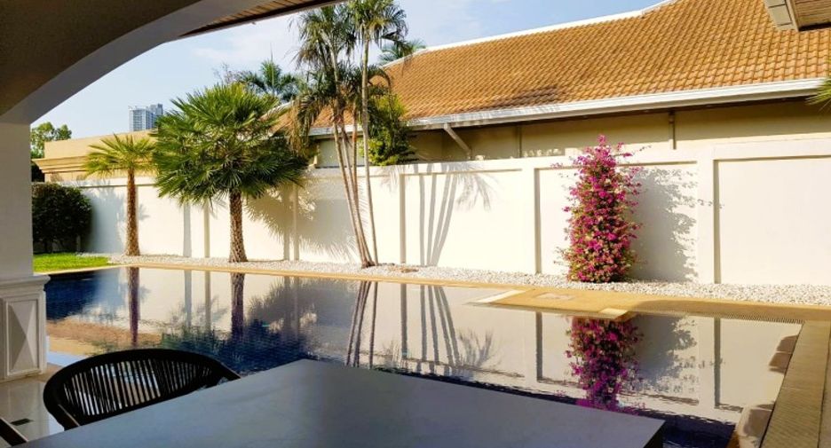 For sale 2 bedrooms house in Jomtien, Pattaya