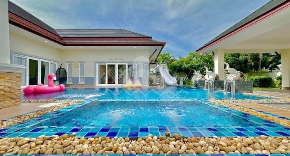 For sale and for rent 4 bedrooms house in Bang Lamung, Chonburi