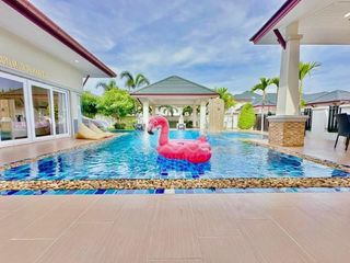 Casa en venta y en alquiler de 4 habitaciones en Bang Lamung, Chonburi