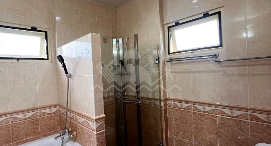 À vendre 4 chambres maison à Bang Lamung, Chonburi