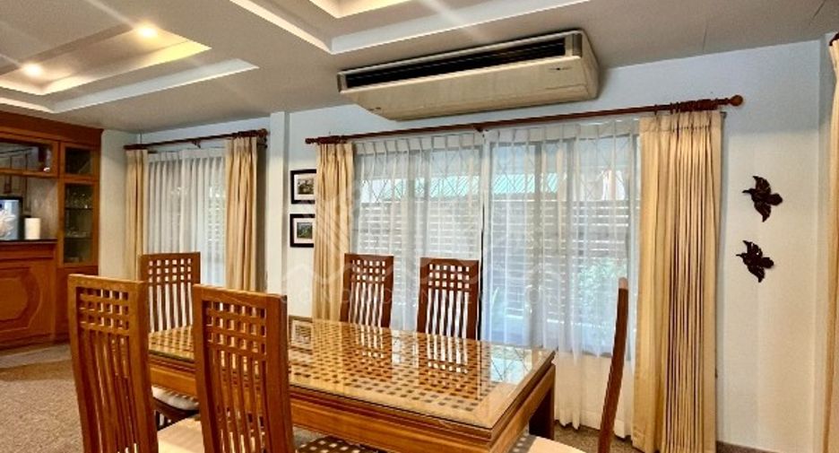 À vendre 4 chambres maison à Bang Lamung, Chonburi