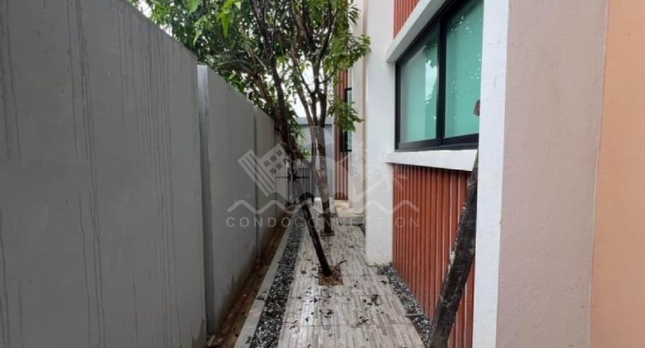 À vendre et à louer 3 chambres maison à Bang Lamung, Chonburi