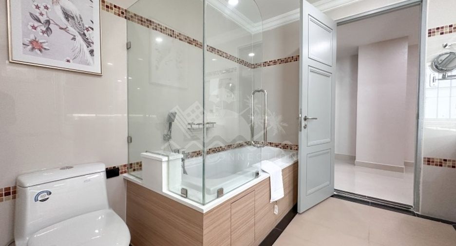 For sale 3 bedrooms condo in Bang Lamung, Chonburi