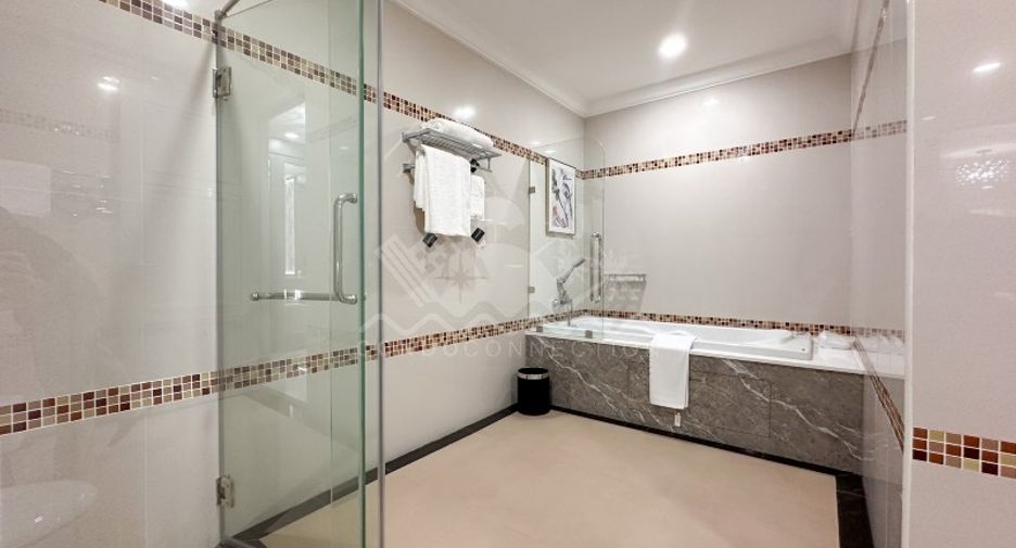 For sale 3 bedrooms condo in Bang Lamung, Chonburi