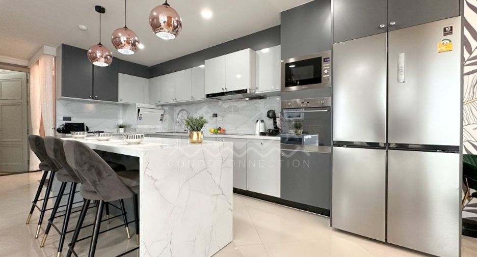 For sale 3 bedrooms condo in Bang Lamung, Chonburi