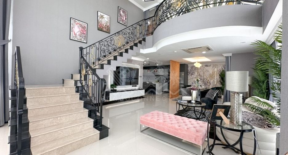 For sale 3 bedrooms condo in Bang Lamung, Chonburi