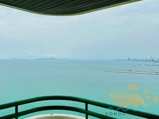 For sale 3 bedrooms condo in Na Jomtien, Pattaya