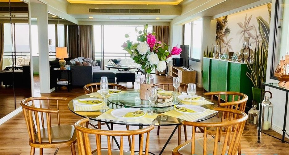 For sale 3 ベッドルーム condo in Sattahip, Chonburi