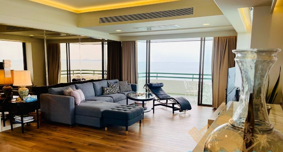 For sale 3 ベッドルーム condo in Sattahip, Chonburi