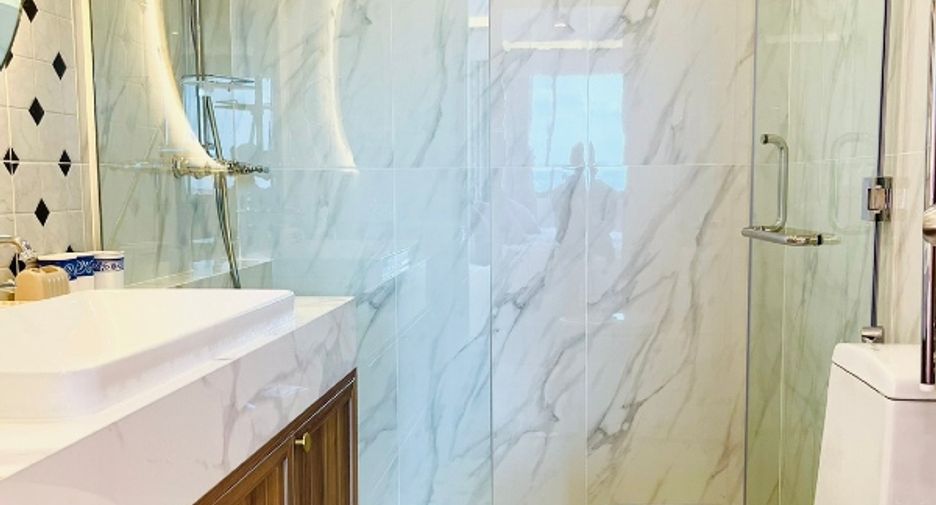 For sale 3 ベッドルーム condo in Sattahip, Chonburi
