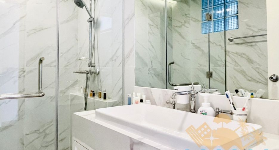 For sale 3 ベッドルーム condo in Sattahip, Chonburi