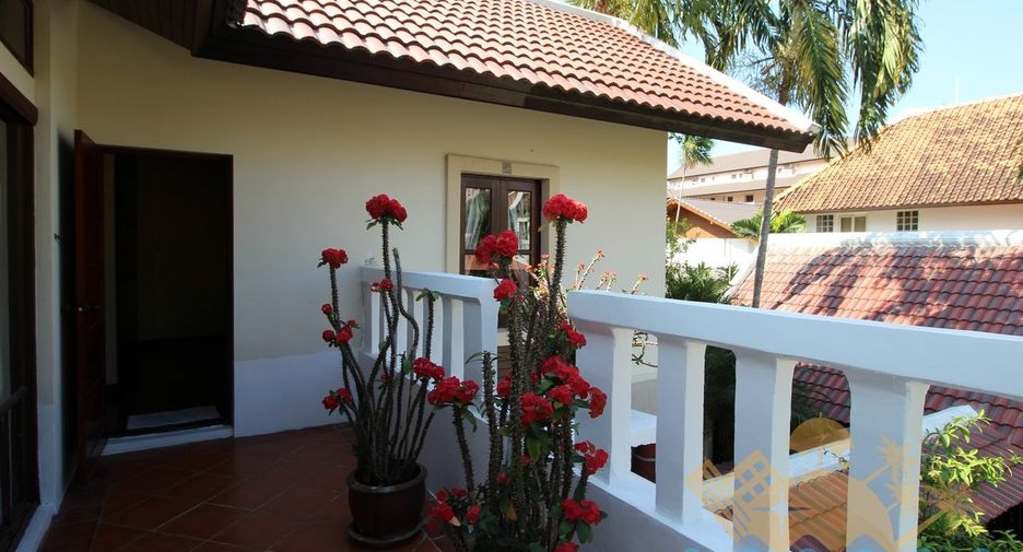 For sale 4 bedrooms house in Bang Lamung, Chonburi