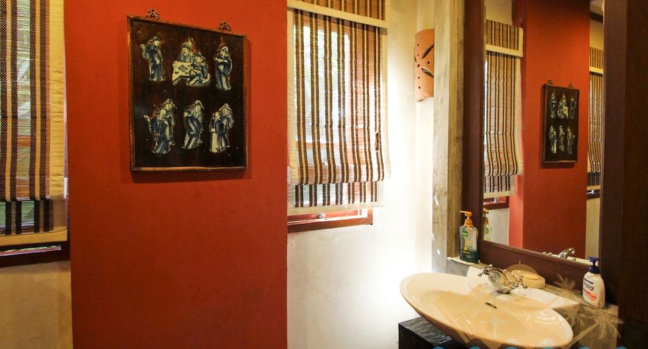 For sale 4 bedrooms house in Bang Lamung, Chonburi