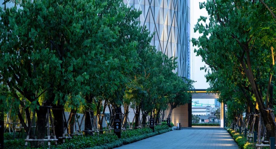 For sale 1 Beds condo in Khlong San, Bangkok