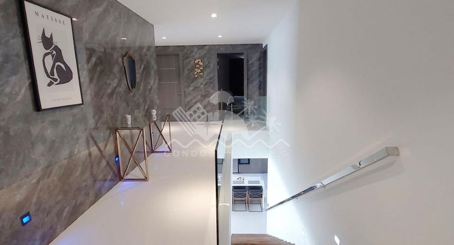 Casa en venta de 6 habitaciones en Bang Lamung, Chonburi