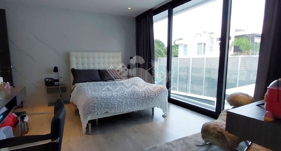Casa en venta de 6 habitaciones en Bang Lamung, Chonburi