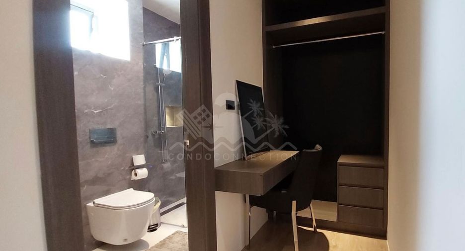 Casa en venta de 6 habitaciones en Bang Lamung, Chonburi