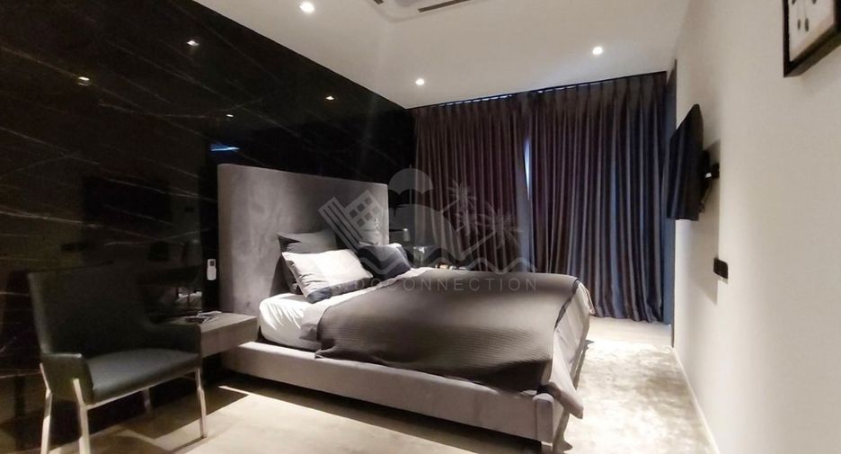 Casa en venta de 6 habitaciones en Bang Lamung, Chonburi