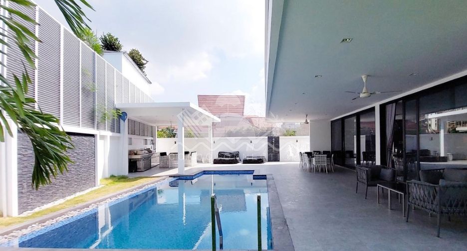 Casa en venta de 6 habitaciones en Bang Lamung, Chonburi
