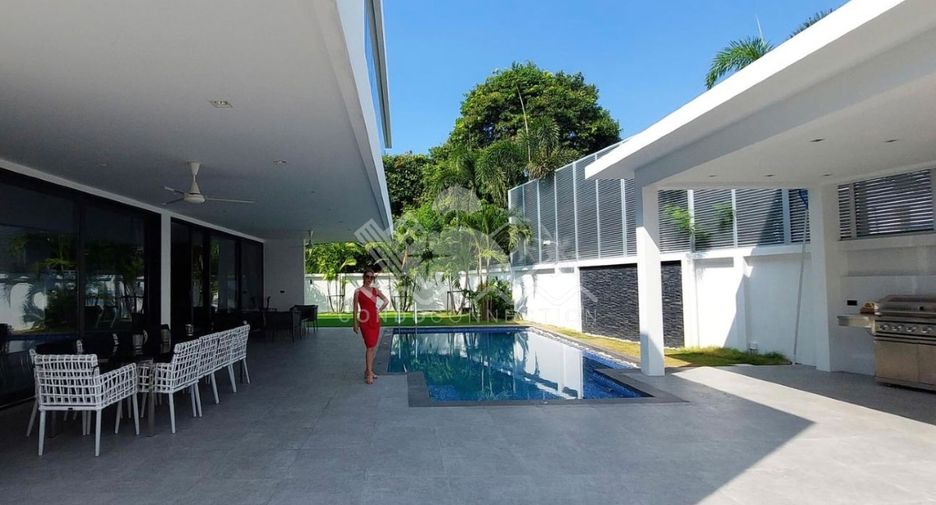 Casa en venta de 6 habitaciones en Bang Lamung, Chonburi