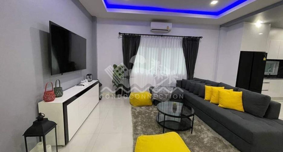 出售 4 卧室 独立屋 在 Bang Lamung, Chon Buri