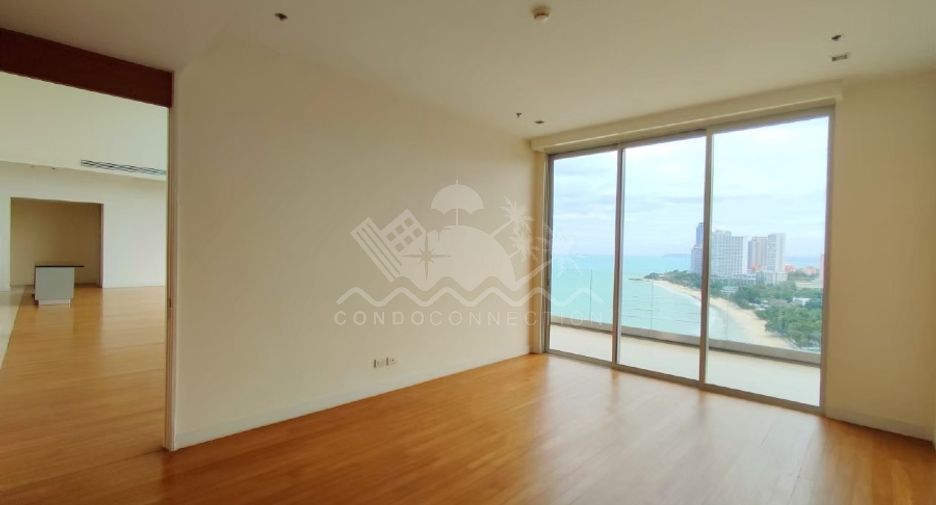 For sale 4 bedrooms condo in Bang Lamung, Chonburi