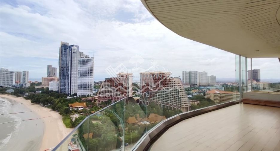 For sale 4 bedrooms condo in Bang Lamung, Chonburi