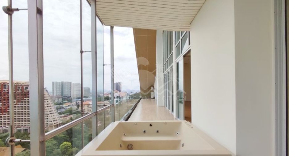 For sale 4 bedrooms condo in Bang Lamung, Chonburi