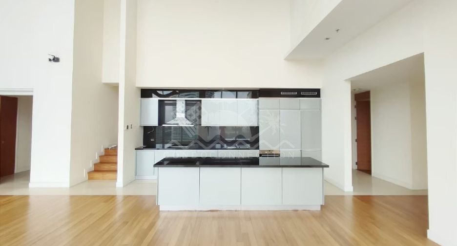 For sale 4 bedrooms condo in Bang Lamung, Chonburi